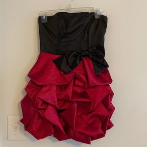 Red and Black Strapless. Size 3